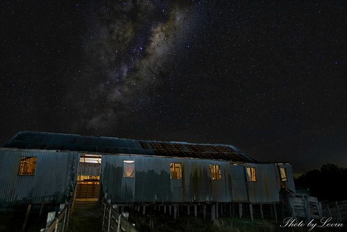 landscapes nightscenes starsstartrails australia victoria star milkyway milky way shed shearer night astro stockyard farm