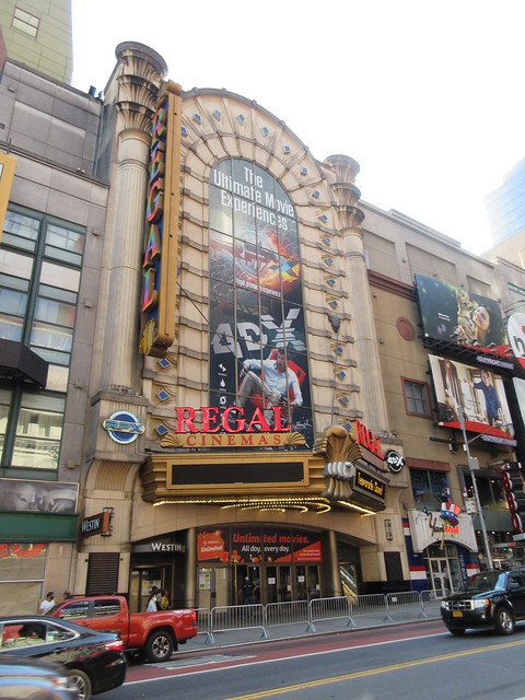 2020 June Monday Regal Theater Closed NYC 7596