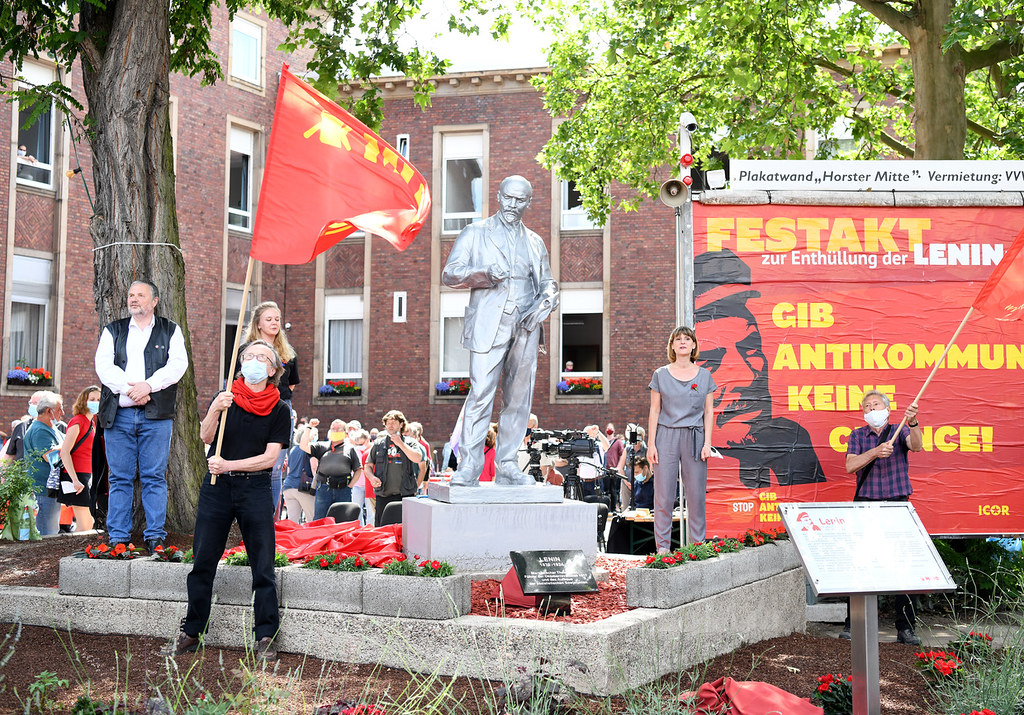 德國列寧馬克思主義政黨樹立列寧銅像。（圖片來源：Caroline Seidel/Global Look Press）