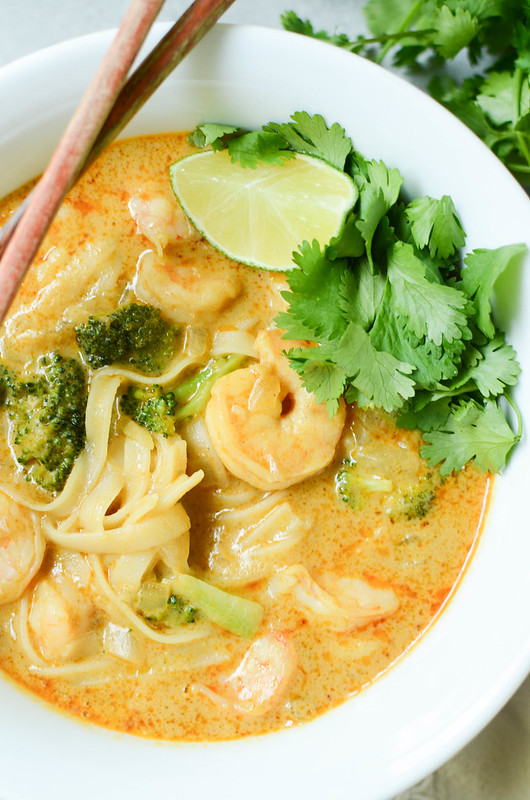 Shrimp Curry Noodle Soup - easy 15 minute Thai yellow curry soup with shrimp, rice noodles, and broccoli.