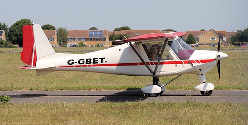 Ikarus C42 G-GBET Lee on Solent Airfield 2020
