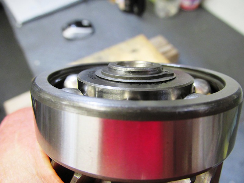 Verify Output Shaft 5th Gear Bearing Lock Ring Is Uniformly In The Groove