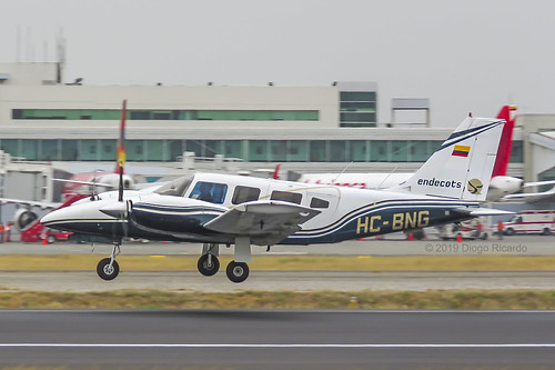 piper piperpa34 piperseneca endecots endecotstaxiaéreo endecotsserviciosaéreos hcbng pa34 aviation aircraft airplane airport guayaquil ecuador segu gye spotting planespotting avgeek aviationphotography plane picture landscape background airbusboeingaviation flickraviation terminal fly flying pilot flight flightcrew cloud clouds weather landing takeoff runway wing winglets spotter planespotter aeropuertojoséjoaquíndeolmedo aeropuertoguayaquil aeromundospotterdaysegu2019