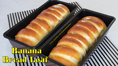 Soft & Fluffy Banana Bread Loaf / வாழைப்பழ பணிஸ் / Srilankan Tea Buns / Shobanas Kitchen