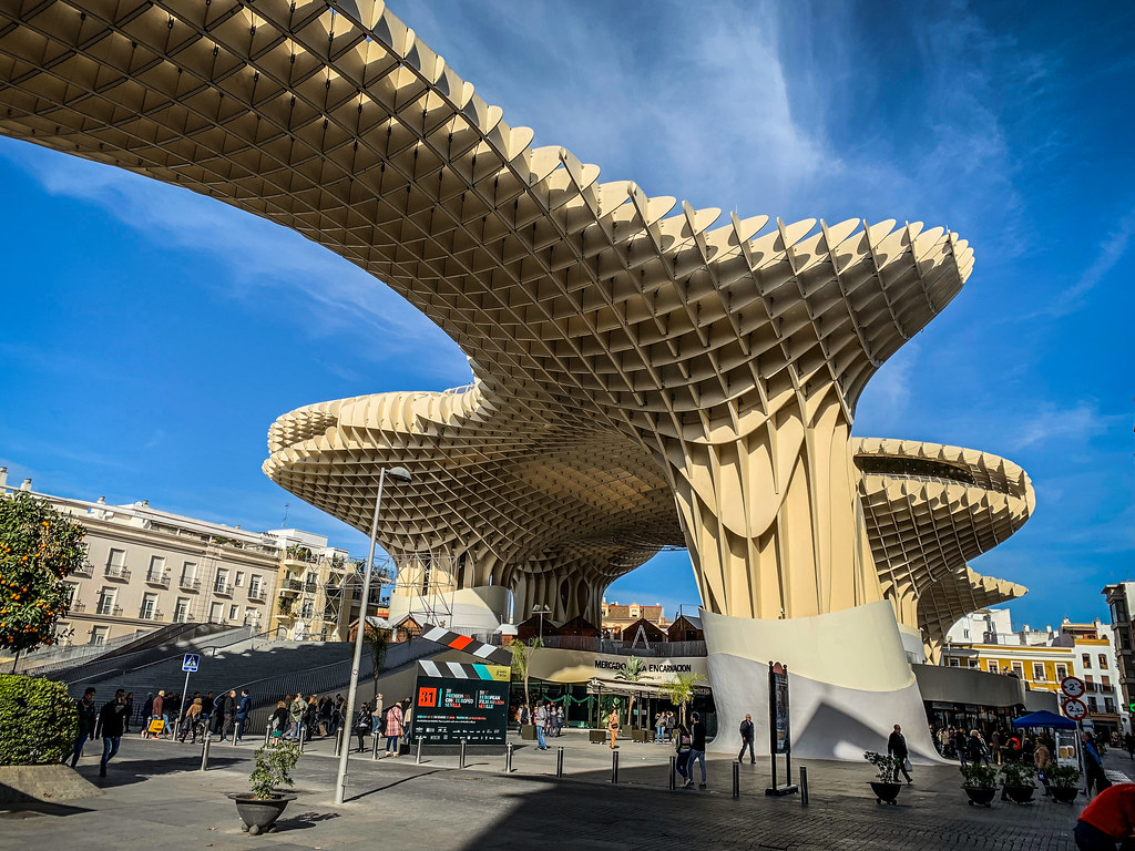 setas-de-sevilla-metropol-parasol-bazar-travels