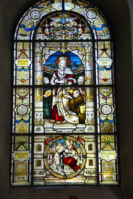 Bacharach, Oberstraße, Josefskapelle, Farbglasfenster der hl. Elisabeth (St. Joseph's Chapel, stained glass window of St. Elizabeth)