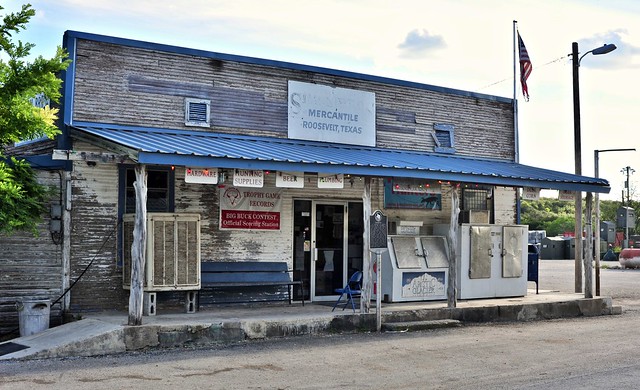 Simon Brothers Mercantile and U.S. Post Office - Roosevelt, Texas