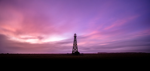 westshore xe3 silhouette hawkesbay newzealand beacon ankh purple dawn napier sky sunrise clouds caldwell fujifilm light
