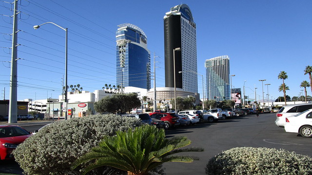 Nevada - Las Vegas: PALMS Casino in 3 tower buildings located 0.8 miles / 1.3 km from the Las Vegas Strip on Flamingo Road