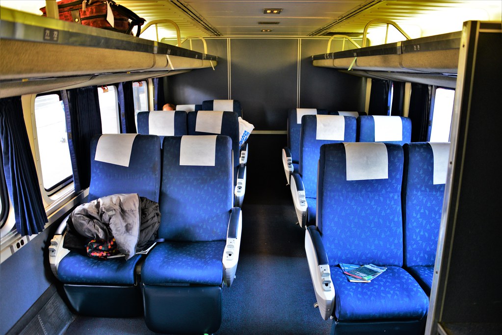 Amtrak Superliner Lower Level Coach Seating | Graham Johnson | Flickr