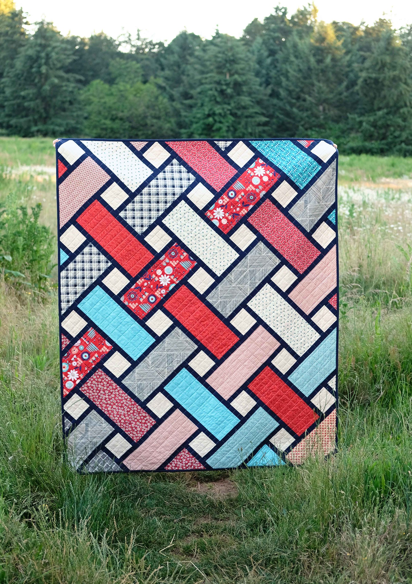 A Patriotic Tessa Quilt - Kitchen Table Quilting