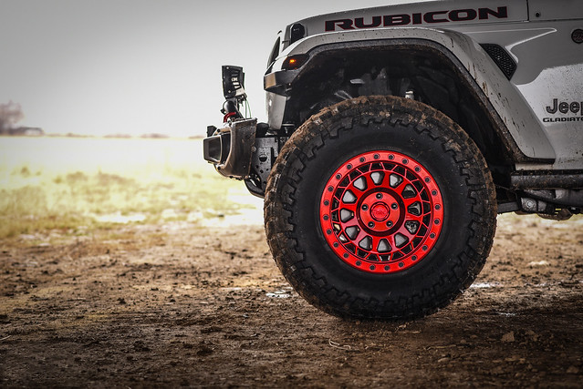 jeep-gladiator-wheels-black-rhino-primm-candy-red-rims-24