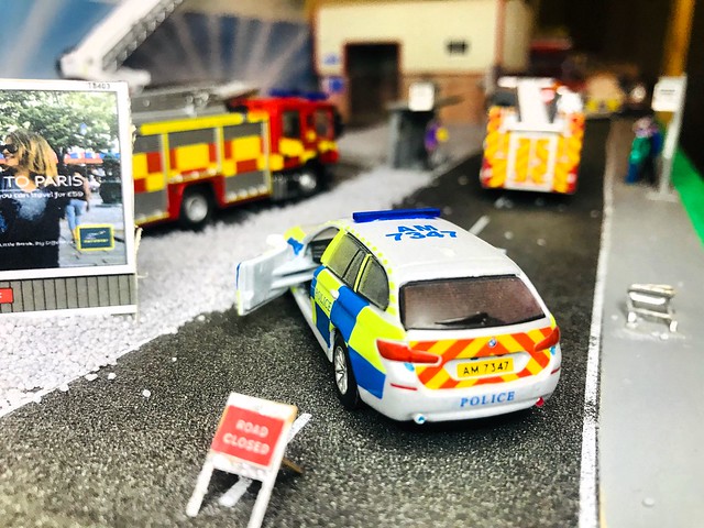 1/76 Scottish Emergency Services models, Police, Fire, Ambulance. Attend Fire incident in Belshotmuir, North Lanarkside.