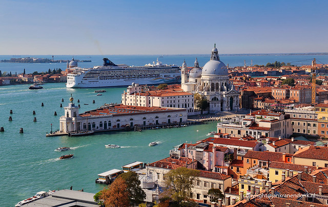 Cruiseship in Venice