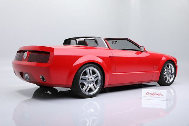 2003-Ford-Mustang-GT-Convertible-Concept-29