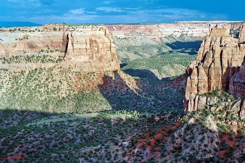 landscape scenery colorado canyon cliffs rockformations coloradonationalmonument