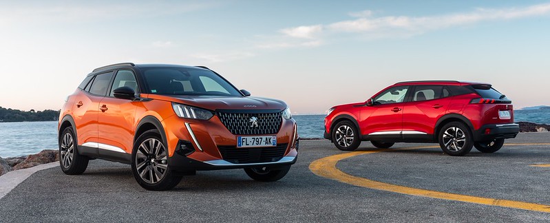 Peugeot e-2008 já em Portugal
