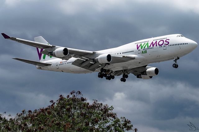 Wamos Air - Boeing 747-4H6 / EC-KXN @ Manila