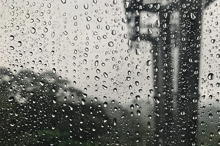 Maokong - Cable car ride raining