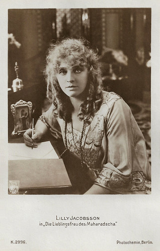 Lilly Jacobsson in Maharadjahens Yndlingshustru II (1919)
