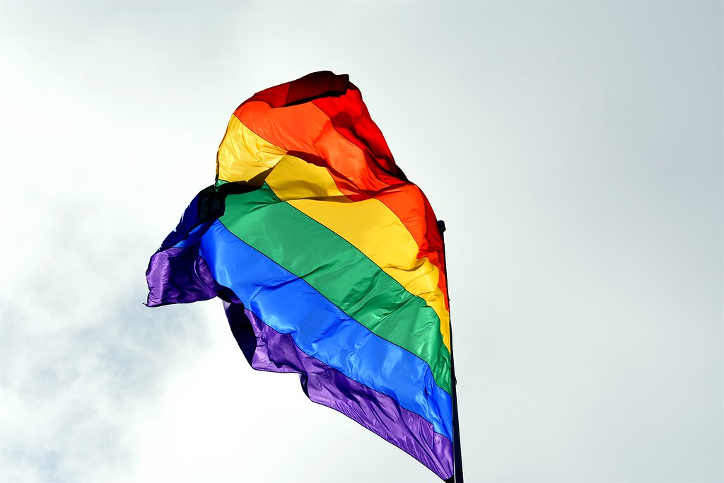 พม่ามีผู้สมัครส.ส.เกย์คนแรก ชูประเด็น LGBTQ+ ในรัฐอำนาจนิยมแฝง