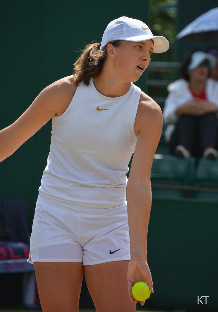 Iga Swiatek | Girls' singles semi-final. Day 11 of Wimbledon… | Flickr