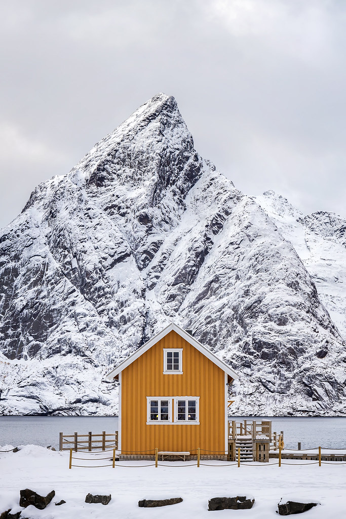 Olstind Cabins, Sakrisøy, Lofoten, Norway | UK & Internation… | Flickr