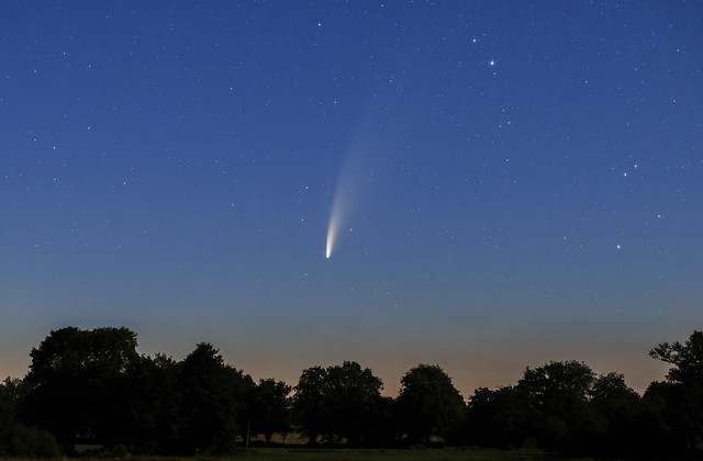 Comete_c2020F3_NEOWISE_20200711_e