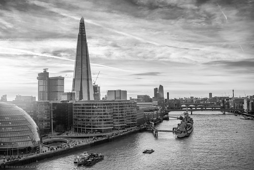 Sunset by ralcains, <a href="http://www.robertoalcain.com" rel="noreferrer nofollow">www.robertoalcain.com</a>leica mono