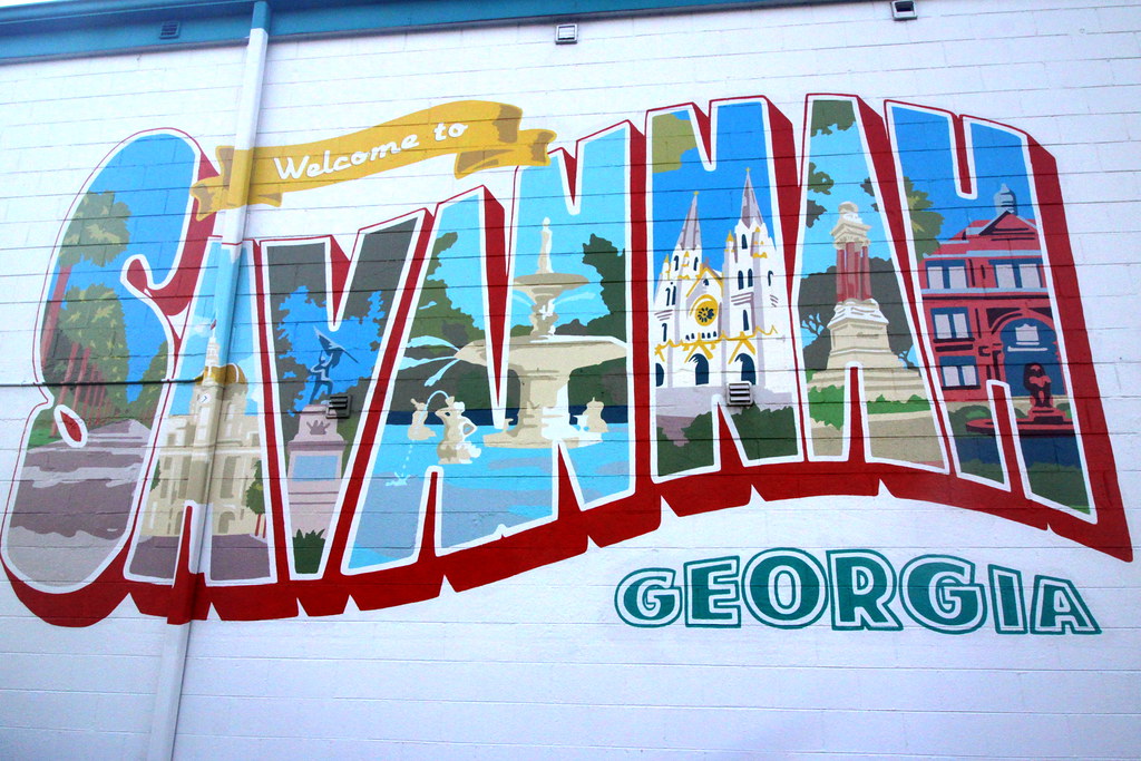 Thunderbird Inn postcard mural - Savannah, GA | This mural w… | Flickr
