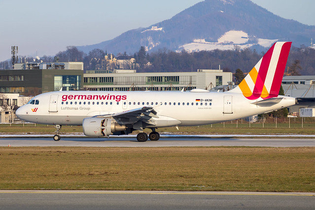 Eurowings - Airbus A319-112 D-AKNI @ Salzburg