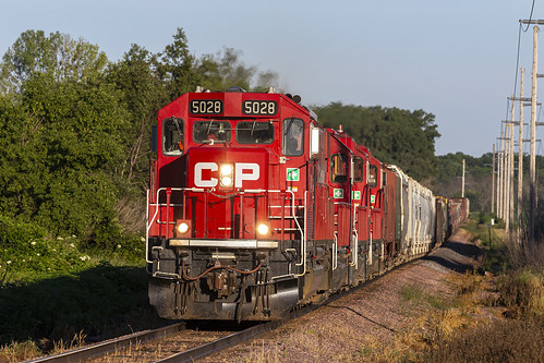 cp5028 canadianpacific train wasecasub train470 470 sd30ceco emdsd30ceco emd