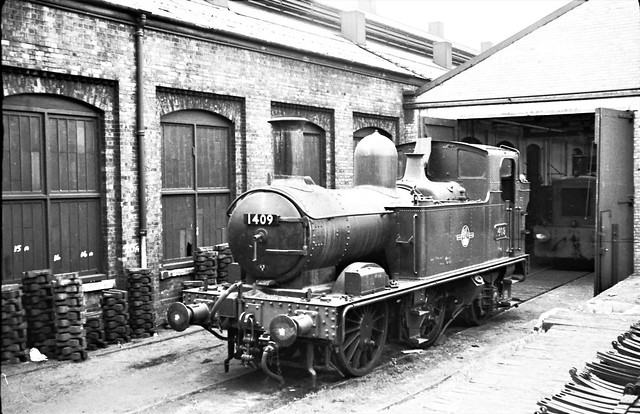 1409 in the small works at Gloucester (Horton Road) shed
