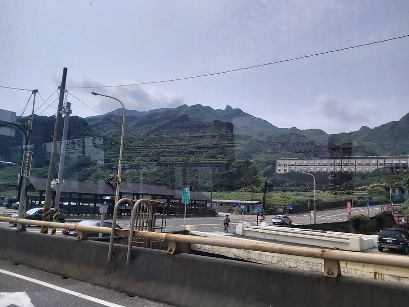Bitoujiao: view of Shueinandong from the bus