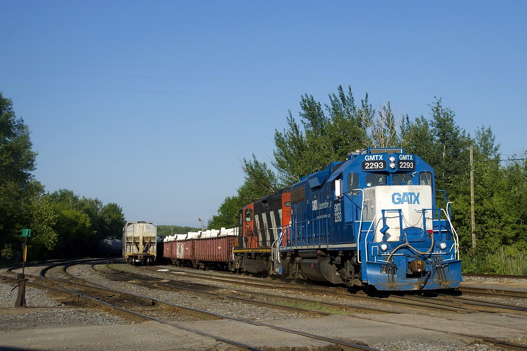 CN 536 | CN 536 with GMTX 2293 & CN 4141 does some switching… | Flickr