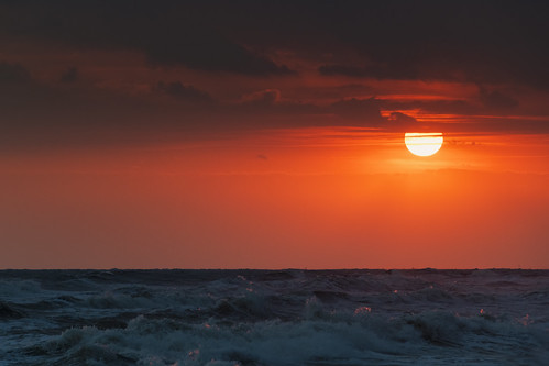 outdoors nopeople sky water sea sunrise sun clouds red hoian vietnam southchinasea asia travel nikon nikond850 nikkor283003556 gazzda hrvojesimich instagramhrsim