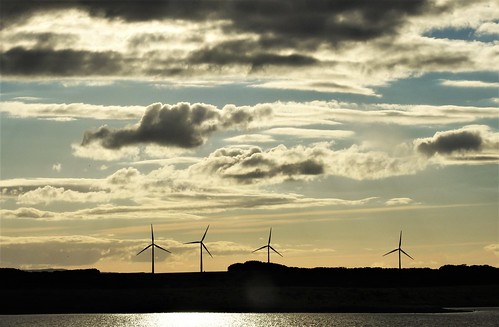 nikon p900 coolpix northumberland northeast countryside nature wetlands cresswell cresswellponds turbine windturbines sunset sky clouds silhouette silhouettephotography ponds water cloudscape panorama