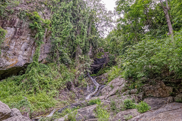 Huaykeaw Waterfall-8