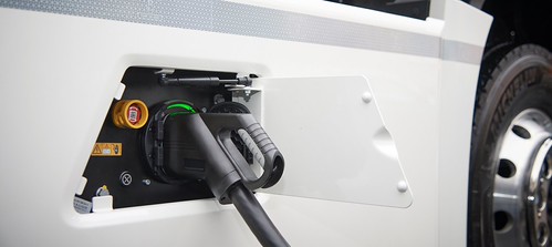 São precisos 40 mil carregadores de camiões elétricos na UE