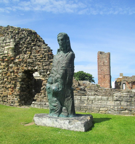 Lindisfarne Priory,St Cuthbert