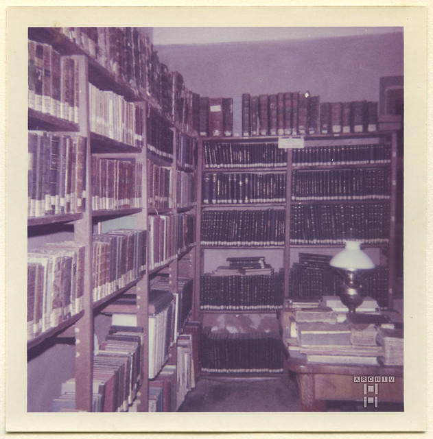 ArchivTappenX937 Album u, Palast des Patriarchen, Bibliothek, Sremski Karlovci, 1970er