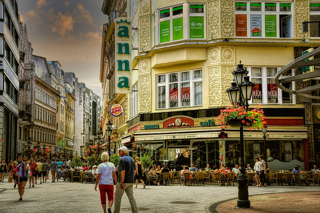 Váci utca~Anna Café, Budapest, Hungary