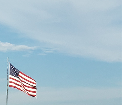 2020 outdoor flag americanflag usa unitedstates unitedstatesofamerica america freedom patriotic patriotism liberty free oldglory merica missouri ozarks midwest sky clouds