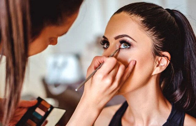 Tempat Les Makeup dan Kursus MUA di Weda – Halmahera Tengah