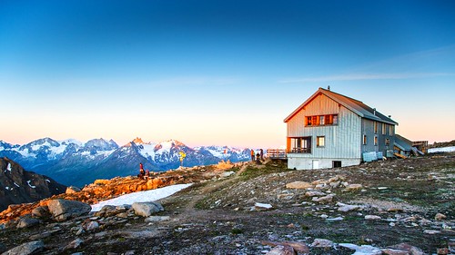 vald’hérens swissalps mountains switzerland sunset suisse valais becsdebosson