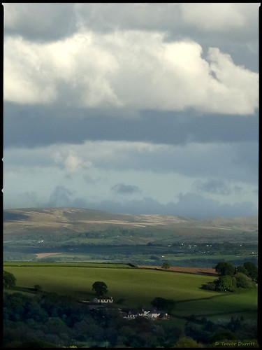 sonycybershotdschx9v ©trevordurritt dartmoor devon england totleigh digitalcompactcamera landscape portrait cloud greatbritain unitedkingdom