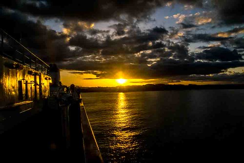 nikon5300 bayofislands columbus cruise deck newzealand ociania outdoor pacific polynesia sea ship sunset tourist worldcruise 201902152003500