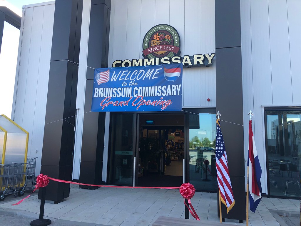 The Defense Commissary Agency’s newest commissary opened for business July ...