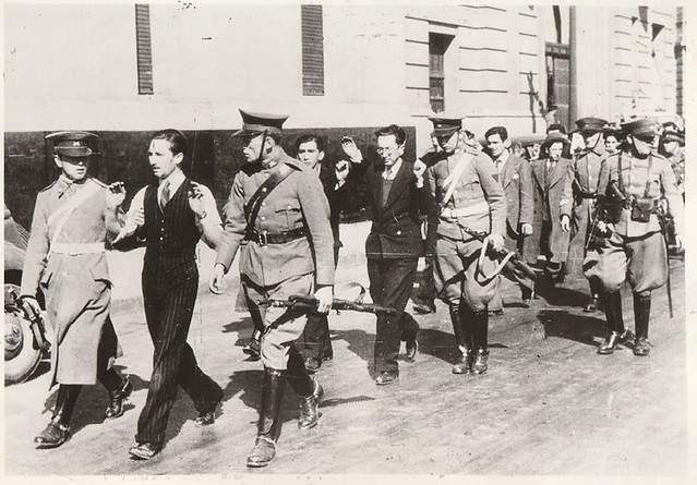 A los detenidos se les hizo dar varias vueltas por Santiago mientras se tomaba la peor decisión.  Lunes 5 de septiembre de 1938