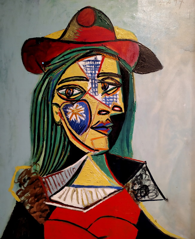 Mujer con sombrero y cuello de piel, de Picasso